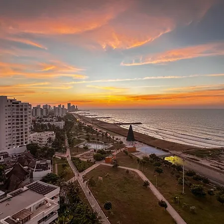 Panoramic Oceanview Loft Near & Airport Apartamento Cartagena