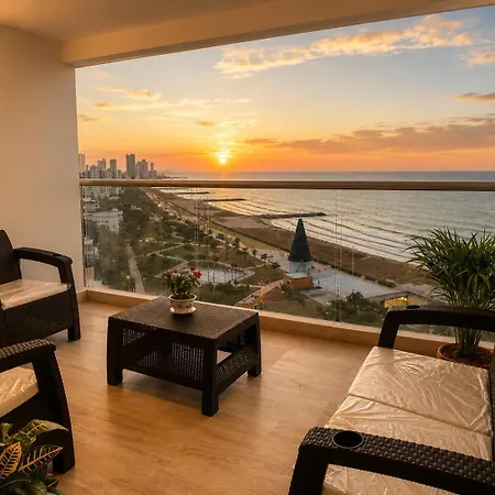 Panoramic Oceanview Loft Near & Airport